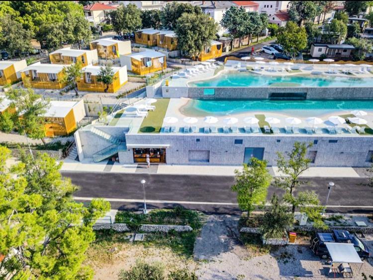 Villa Family Grand De Luxe Mobilhome Selce Esterno foto