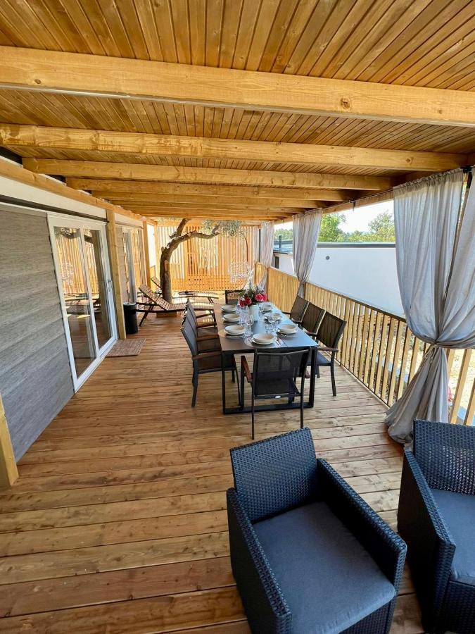 Villa Family Grand De Luxe Mobilhome Selce Esterno foto