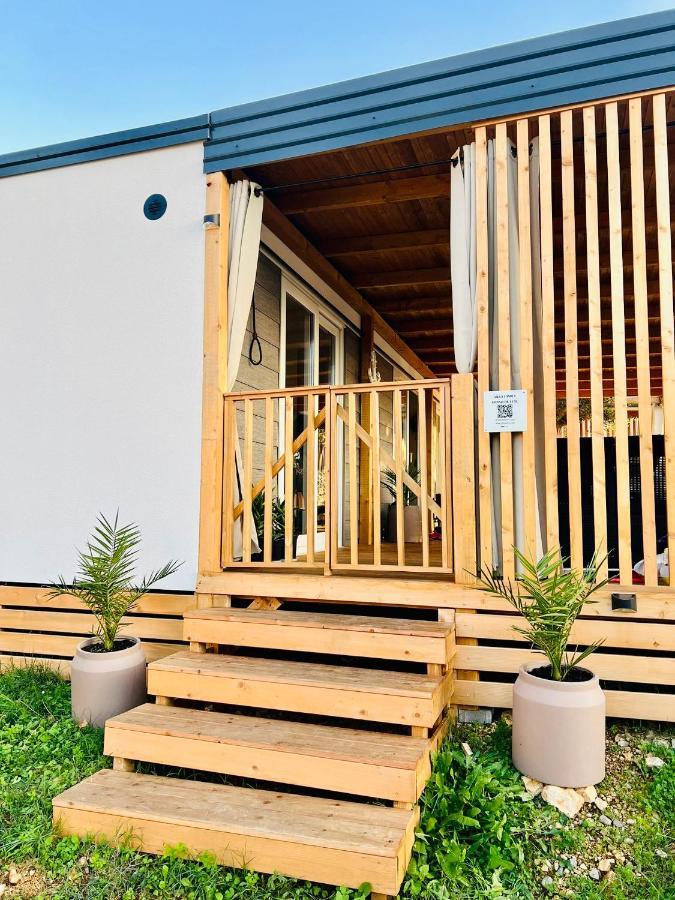 Villa Family Grand De Luxe Mobilhome Selce Esterno foto