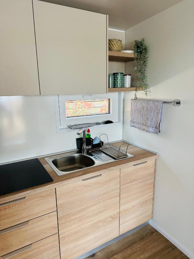 Villa Family Grand De Luxe Mobilhome Selce Esterno foto
