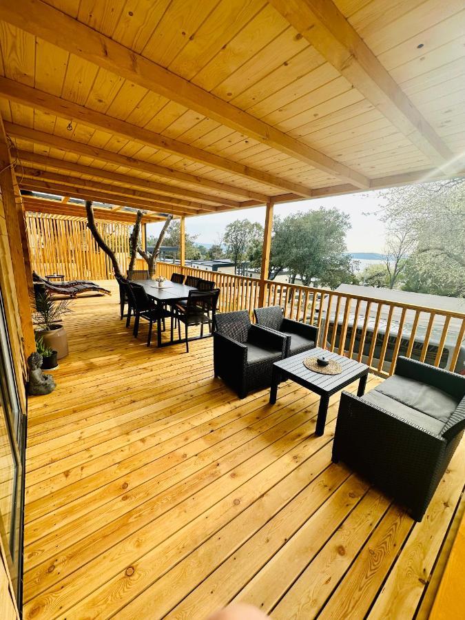 Villa Family Grand De Luxe Mobilhome Selce Esterno foto